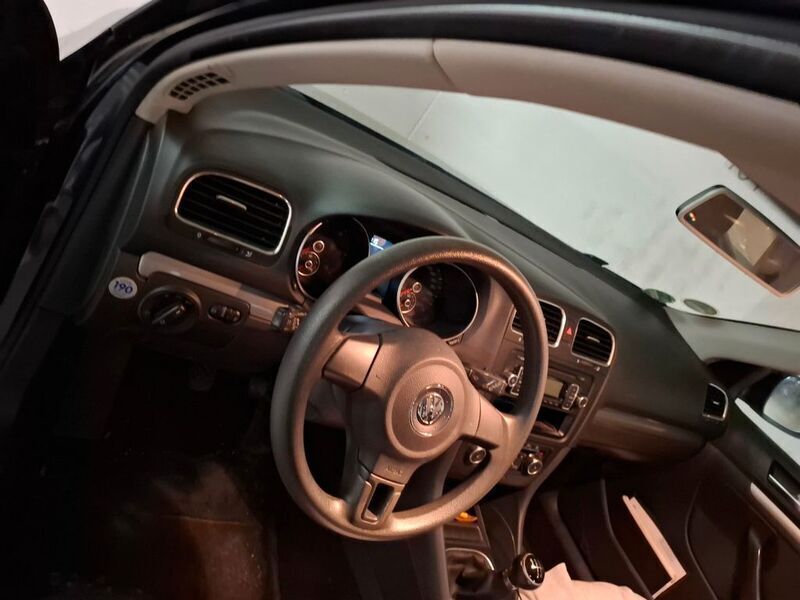 Grau Gebraucht 2010 VW Golf VI Comfortline Kombi | 4.350 € (Guter Preis) - Bild 1/4