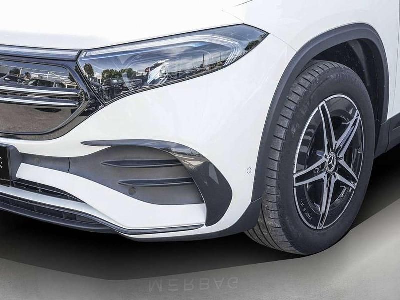Gebraucht Mercedes EQA250 AMG line 139 kW (190 PS) 2024 Polarweiß SUV