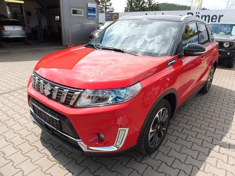 Rot Gebraucht 2020 Suzuki Vitara Comfort+ SUV | 23.200 € (Fairer Preis) - Bild 1/4