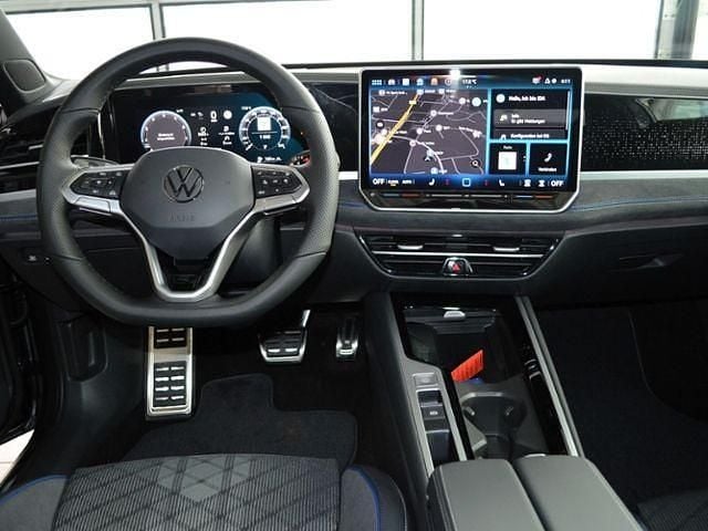 Ny VW Passat Style 150 HK (110 kW) 2025 Grå Stationcar