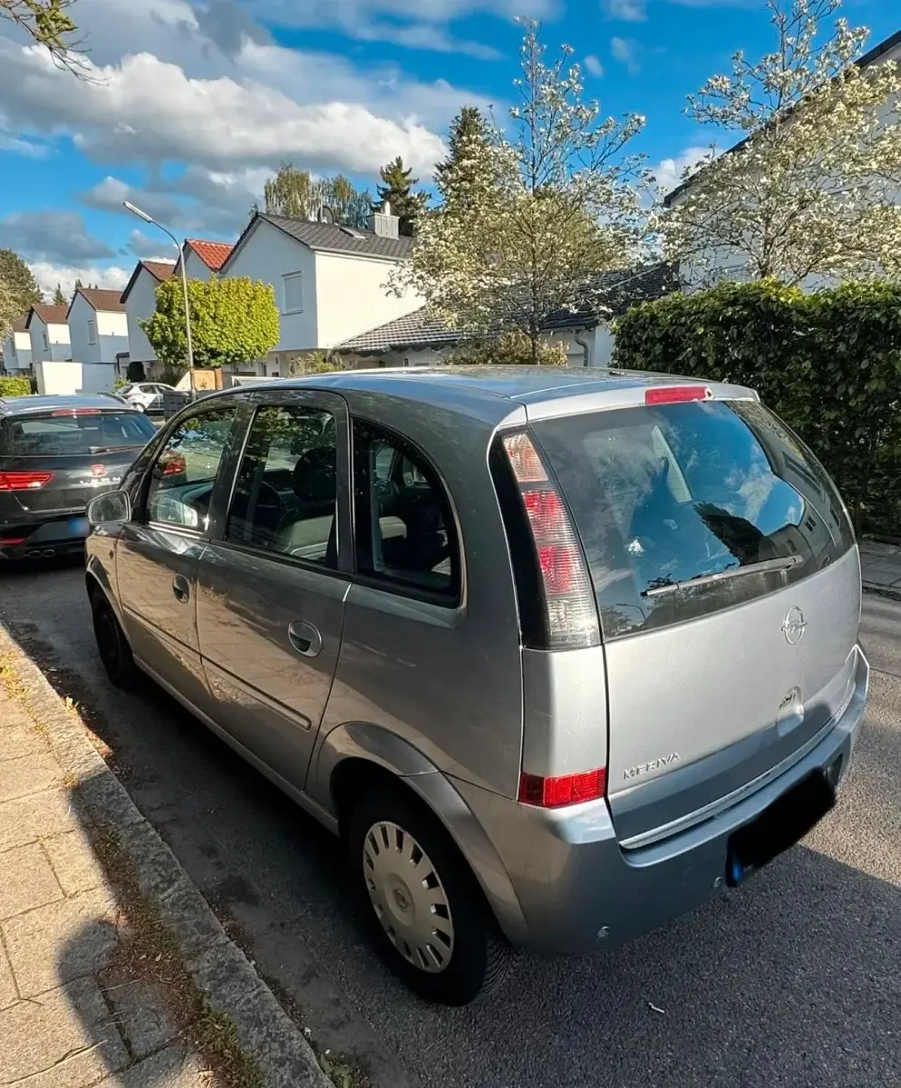 Gebraucht Opel Meriva 90 PS (66 kW) 2008 Grau Van / Kleinbus