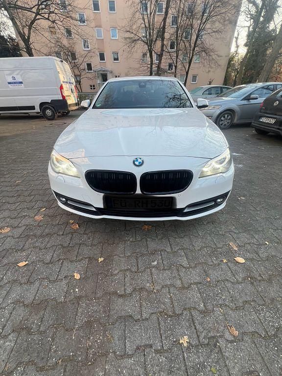 Weiß Gebraucht 2017 BMW 530 Limousine | 18.800 € (Superpreis) - Bild 1/4