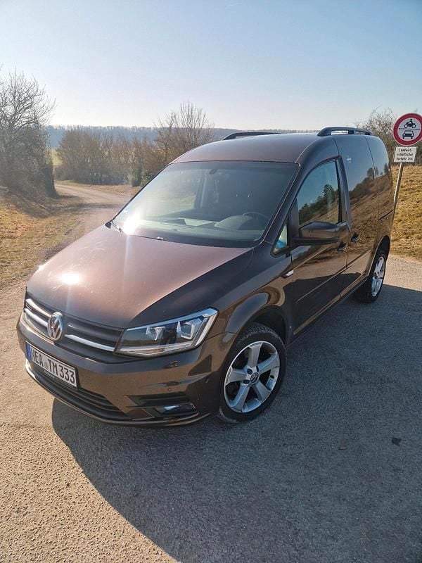 Gebraucht VW Caddy 150 PS (110 kW) 2016 Braun Van / Kleinbus
