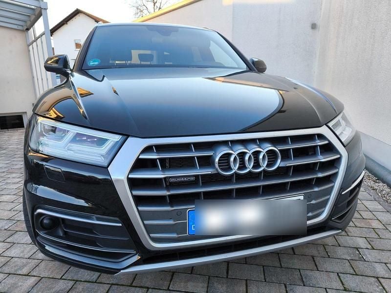 Gebraucht Audi Q5 Ambiente 252 PS (185 kW) 2020 Schwarz SUV