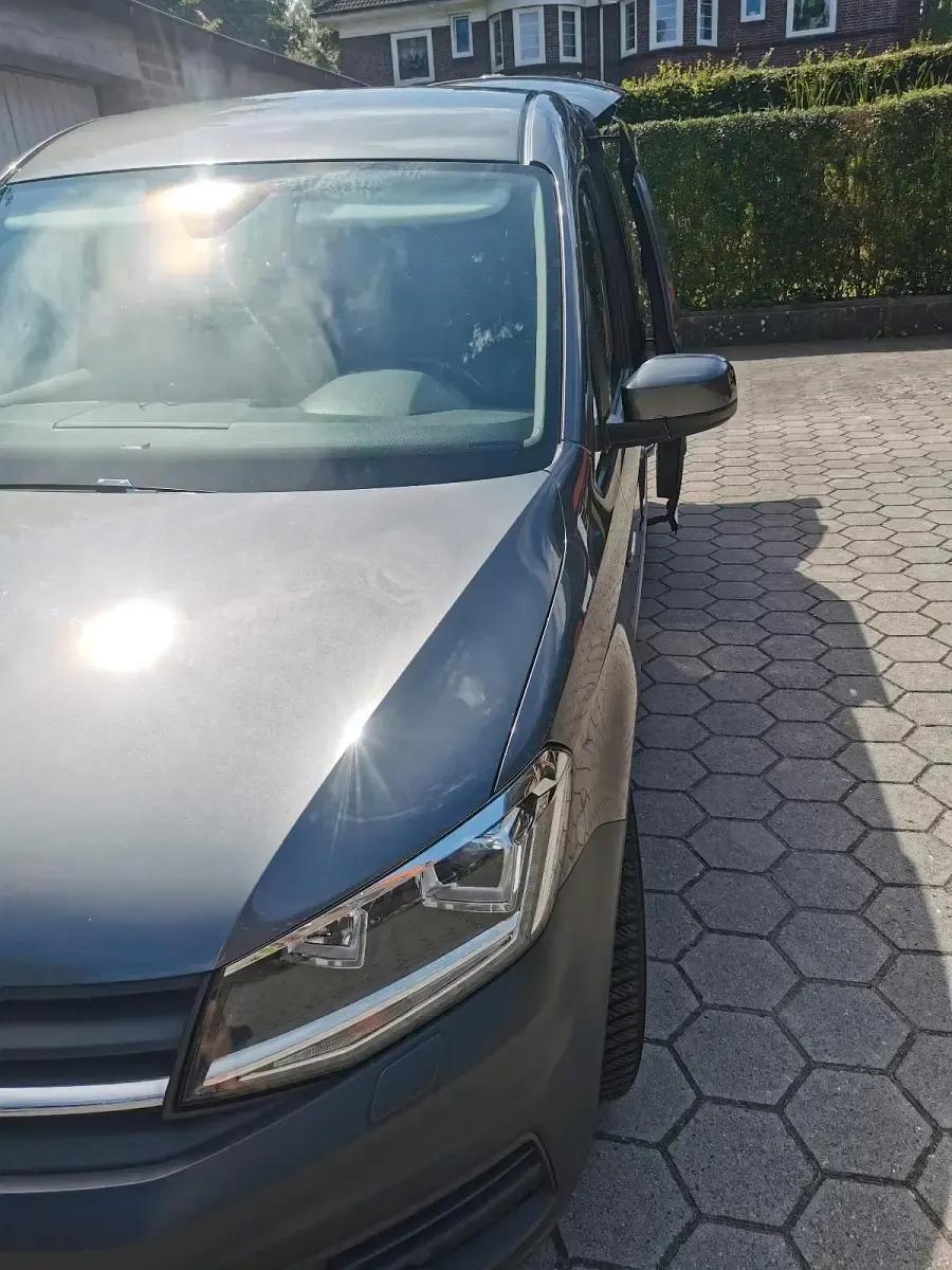 Gebraucht VW Caddy Maxi 150 PS (110 kW) 2019 Grau Van / Kleinbus