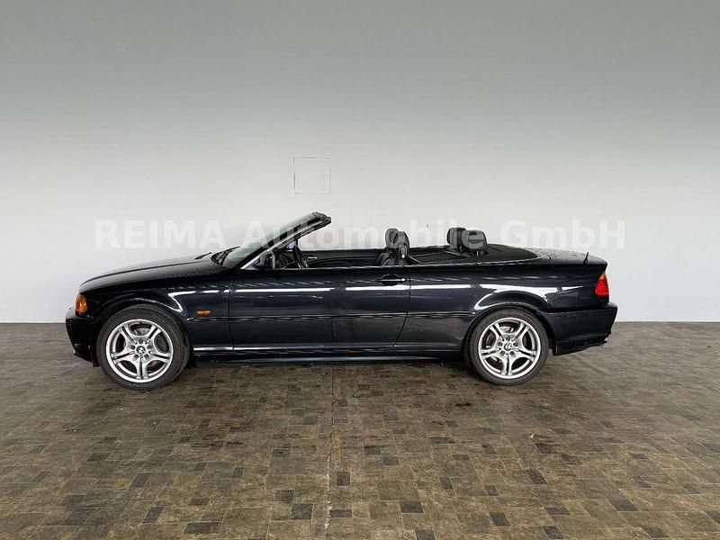 Gebraucht BMW 325 Cabriolet 192 PS (141 kW) 2001 Schwarz Cabrio