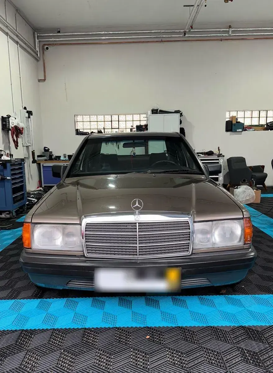 Occasion Mercedes 190 72 ch (52 kW) 1987 Marron Berline