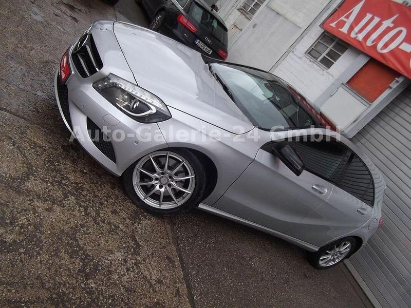 Gebraucht Mercedes A250 211 PS (155 kW) 2013 Silber Limousine