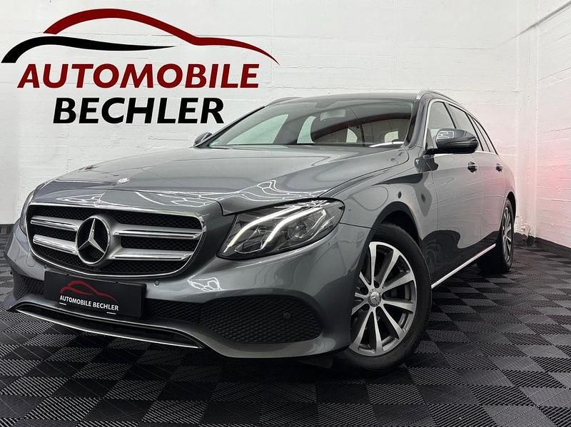 Grau Gebraucht 2017 Mercedes E200 Avantgarde Kombi | 15.890 € (Guter Preis) - Bild 1/4