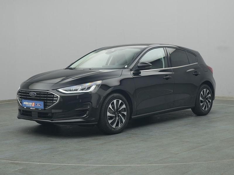 Neu Ford Focus Titanium 155 PS (114 kW) 2025 Agate black Limousine