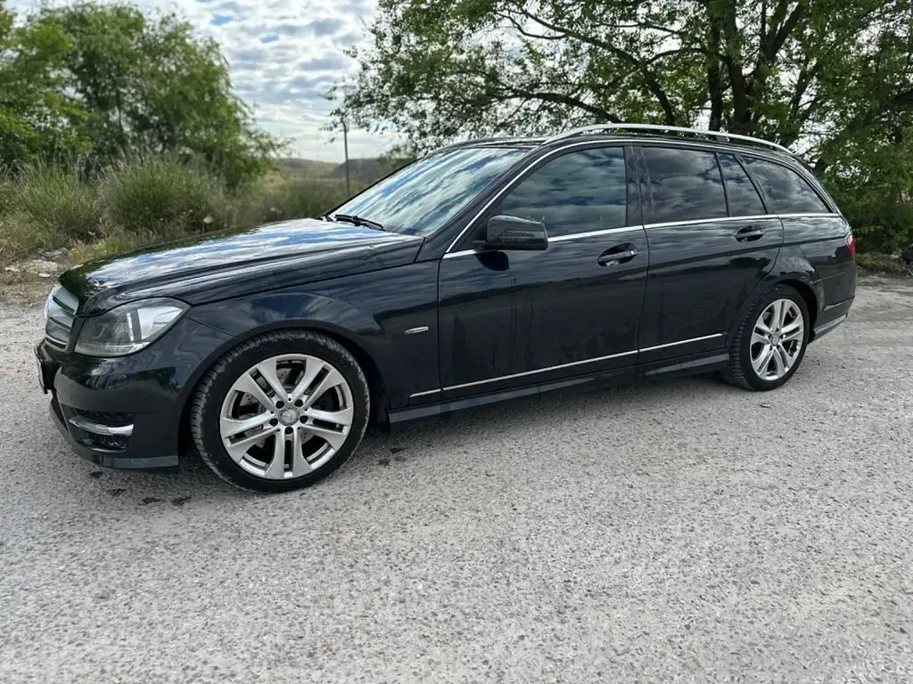 Gebraucht Mercedes C300 AMG line 231 PS (169 kW) 2011 Schwarz Limousine