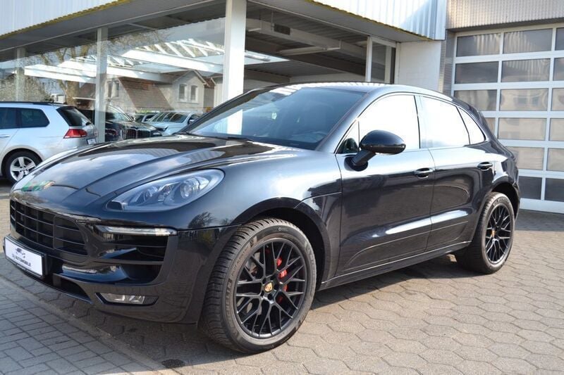 Schwarz Gebraucht 2016 Porsche Macan GTS Sport SUV | 36.900 € (Superpreis) - Bild 1/4
