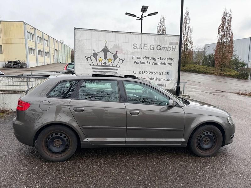 Gebraucht Audi A3 Sportback Ambition 160 PS (117 kW) 2012 Grau Kleinwagen