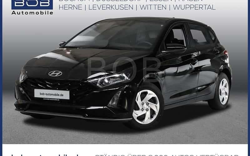 Schwarz Gebraucht 2025 Hyundai i20 Select Limousine | 18.390 € (Guter Preis) - Bild 1/4