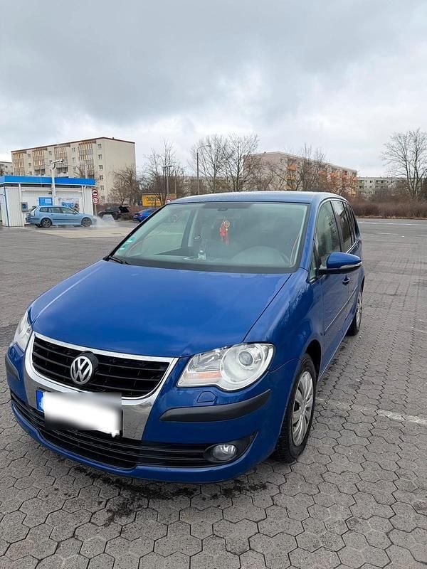 Gebraucht VW Touran 140 PS (102 kW) 2009 Blau Van / Kleinbus