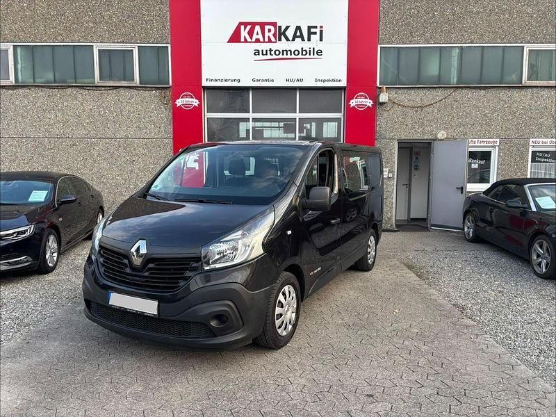 Gebraucht Renault Trafic Expression 125 PS (91 kW) 2016 Schwarz Van / Kleinbus
