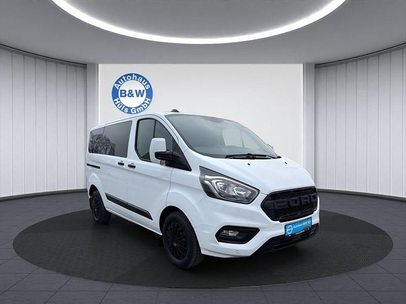 Weiß Gebraucht 2019 Ford Transit Custom Trend Van / Kleinbus | 20.999 € (Etwas zu teuer) - Bild 1/4
