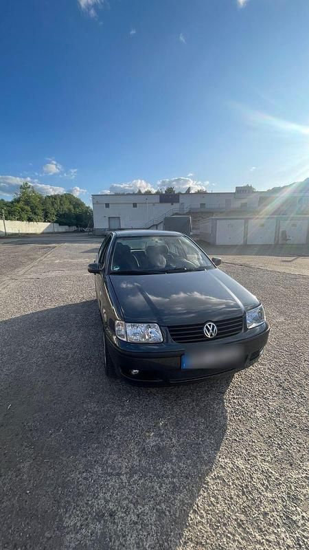 Schwarz Gebraucht 2001 VW Polo Kleinwagen | 750 € (Guter Preis) - Bild 1/4