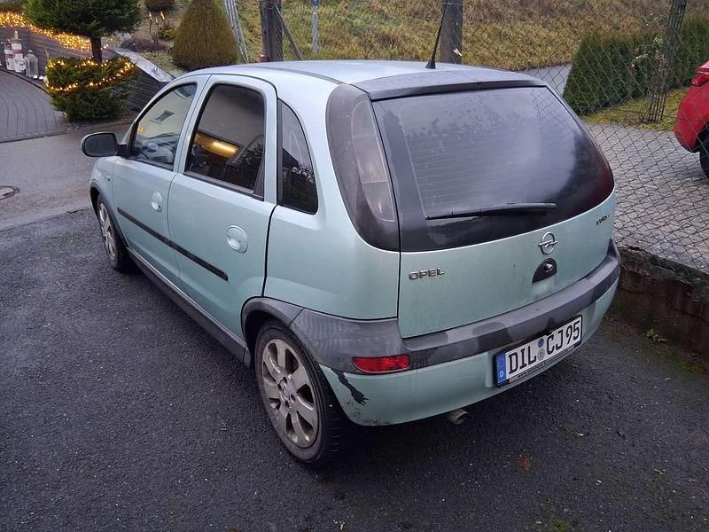 Gebraucht Opel Corsa Elegance 125 PS (91 kW) 2001 Limousine