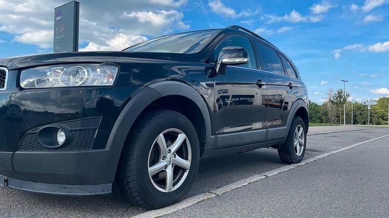 Gebraucht Chevrolet Captiva LT 163 PS (119 kW) 2011 Schwarz SUV