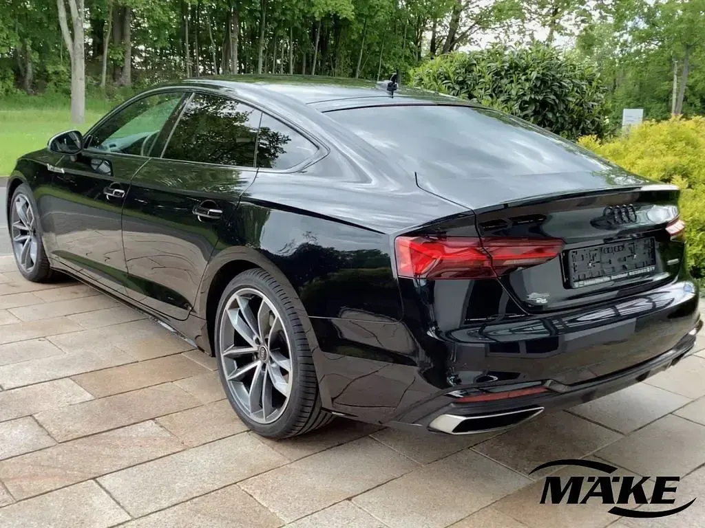 Gebraucht Audi A5 Sportback S-Line 204 PS (150 kW) 2023 Mythosschwarz metallic Kleinwagen