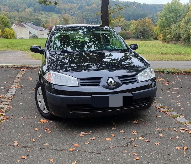 Schwarz Gebraucht 2006 Renault Mégane II Kleinwagen | 3.250 € (Teuer) - Bild 1/4