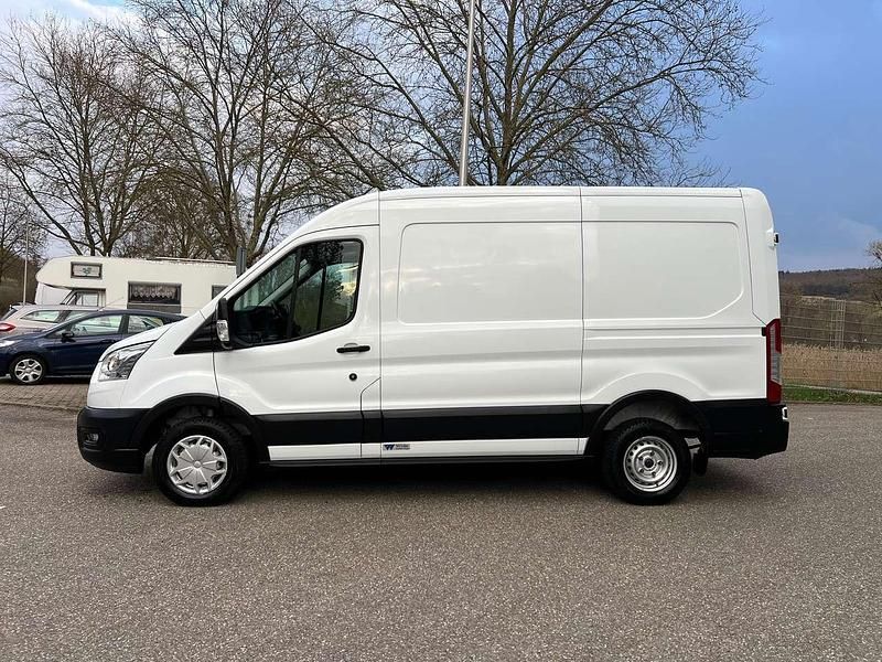 Gebraucht Ford Transit Custom 131 PS (96 kW) 2022 Weiß Van / Kleinbus