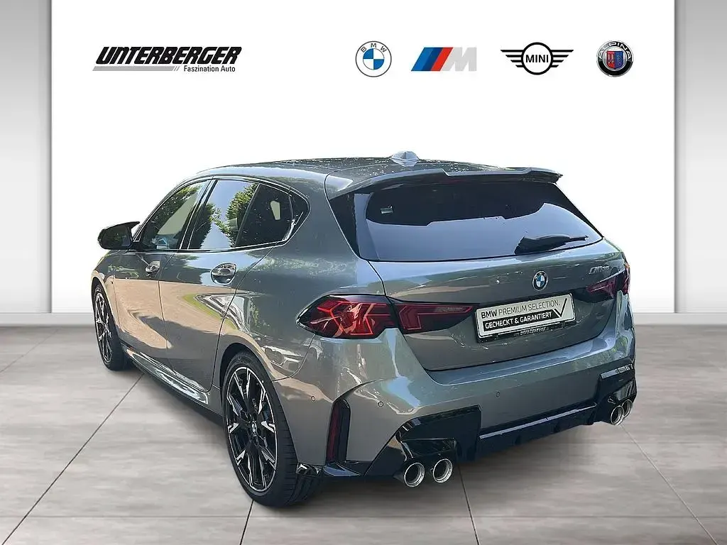 Gebraucht BMW M135 Performance 300 PS (220 kW) 2025 Grau Kleinwagen