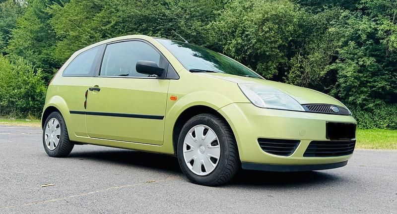 Andere farben Gebraucht 2006 Ford Fiesta Kleinwagen | 1.250 € (Fairer Preis) - Bild 1/4