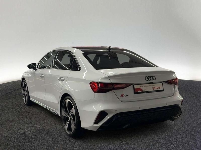 Gebraucht Audi A3 S-Line 150 PS (110 kW) 2025 Gletscherweiß metallic Limousine