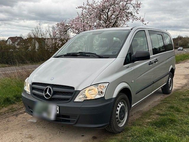 Second-hand Mercedes Vito 165 CP (121 kW) 2014 Argintiu Van