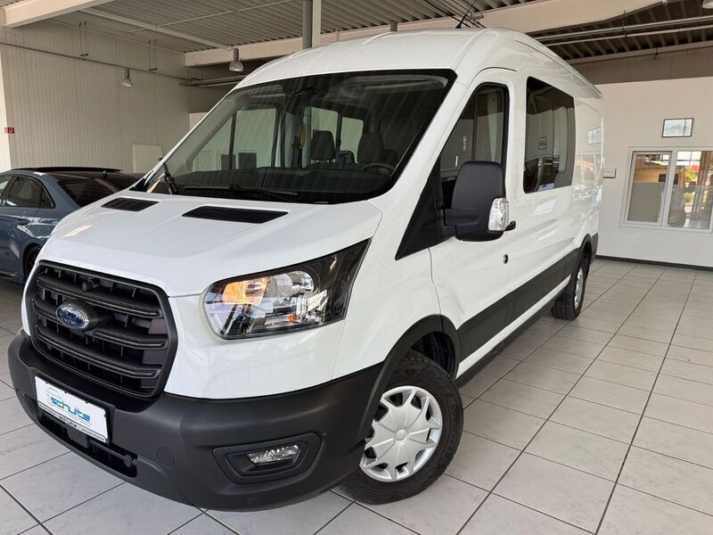 Weiß Gebraucht 2023 Ford Transit Trend Limousine | 34.950 € (Teuer) - Bild 1/4