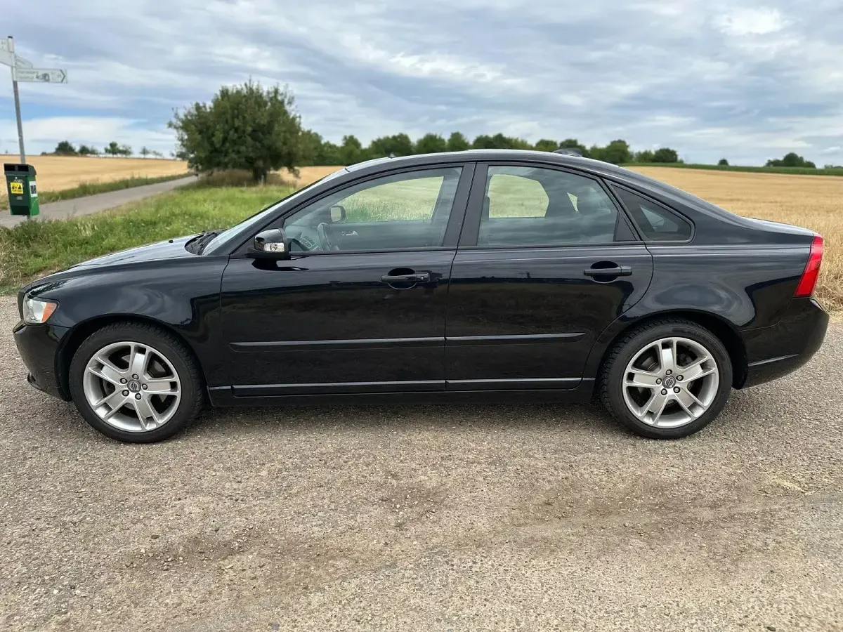 Gebraucht Volvo S40 Summum 140 PS (102 kW) 2007 Schwarz Limousine