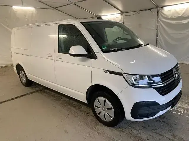 Używany VW Transporter 110 KM (80 kW) 2021 Biały Van