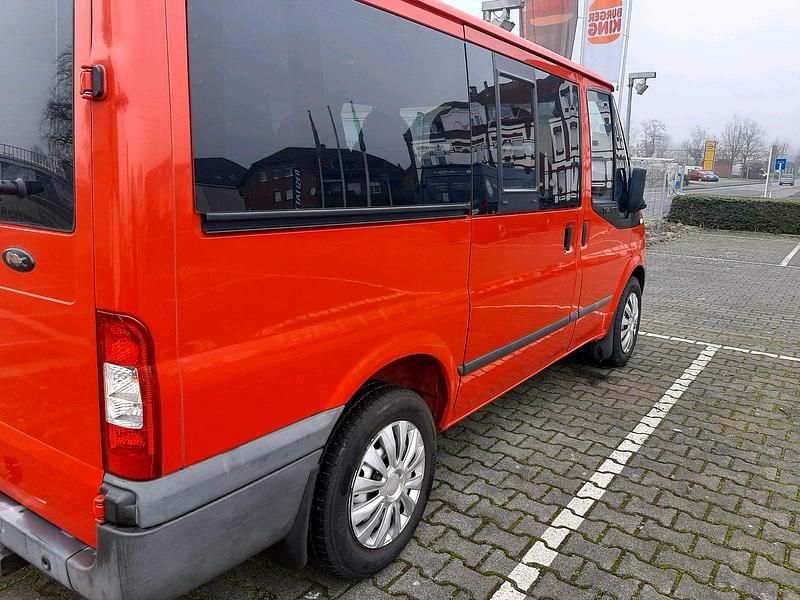 Gebraucht Ford Transit 101 PS (74 kW) 2012 Rot Van / Kleinbus