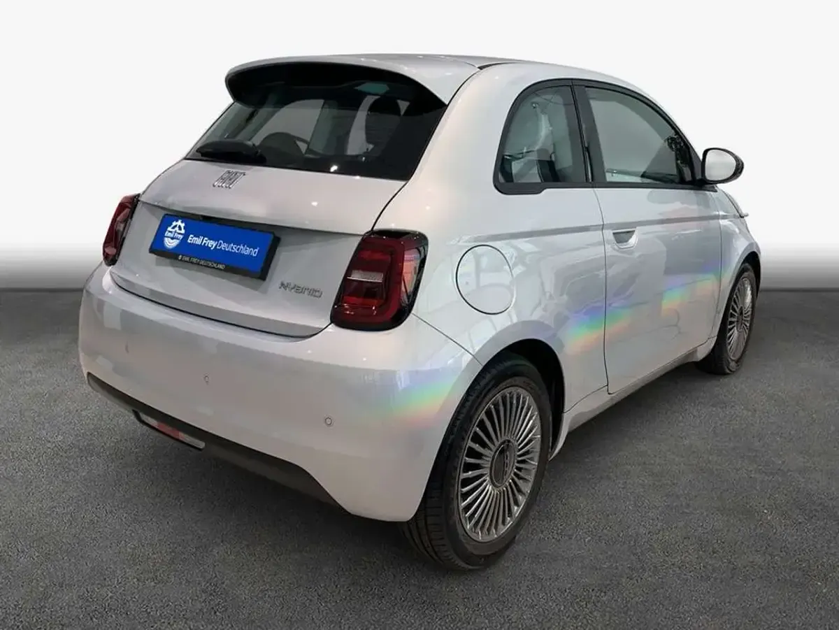 Neu Fiat 500 Icon 65 PS (47 kW) 2026 Celestial blau Limousine