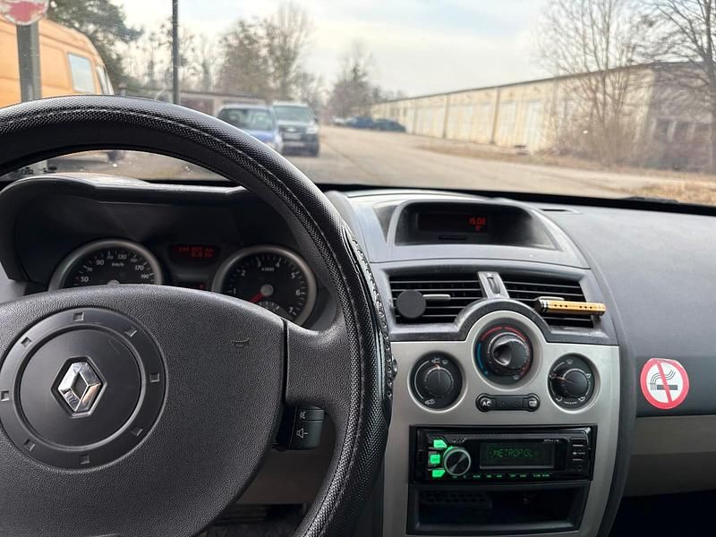 Gebraucht Renault Mégane II 135 PS (99 kW) 2004 Rot Kleinwagen