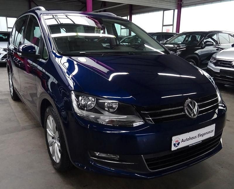 Gebraucht VW Sharan Highline 150 PS (110 kW) 2021 Blau Van / Kleinbus