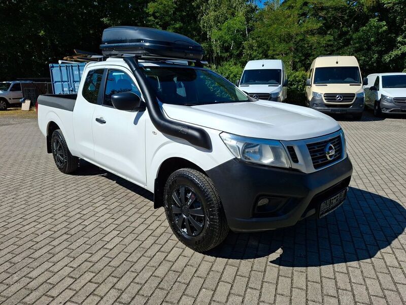 Weiß Gebraucht 2016 Nissan Navara Visia Abholung | 15.900 € - Bild 1/4