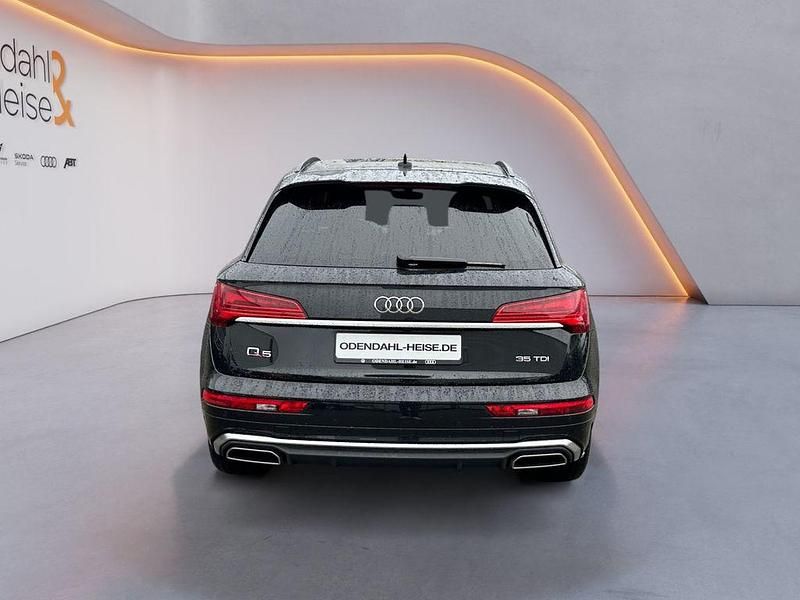 Gebraucht Audi Q5 S-Line 163 PS (119 kW) 2022 Schwarz SUV