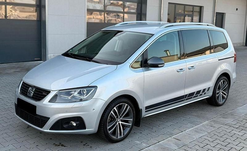 Gebraucht Seat Alhambra 4Drive 177 PS (130 kW) 2019 Silber Van / Kleinbus