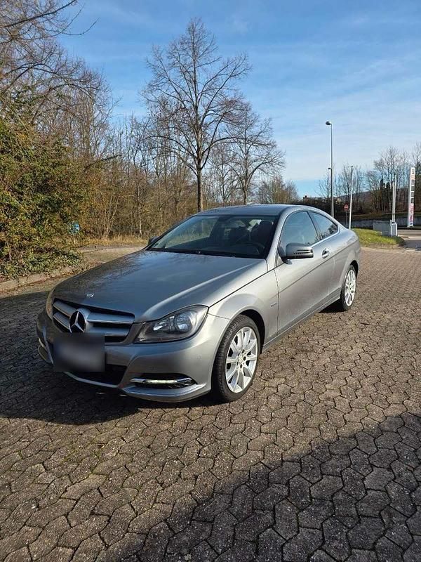 Silber Gebraucht 2012 Mercedes C220 Avantgarde Coupé | 8.750 € (Guter Preis) - Bild 1/4