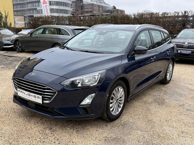 Gebraucht Ford Focus Titanium 150 PS (110 kW) 2020 Blau Limousine