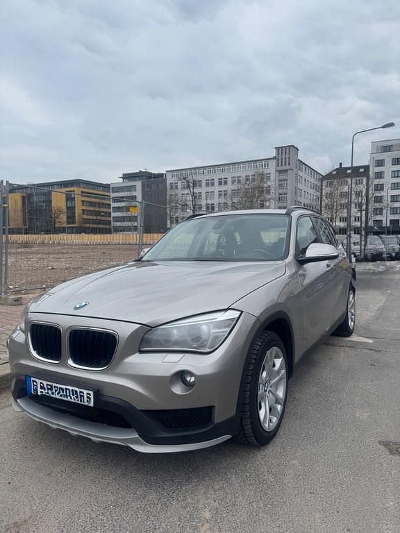 Gold Gebraucht 2014 BMW X1 SUV | 8.700 € (Guter Preis) - Bild 1/4