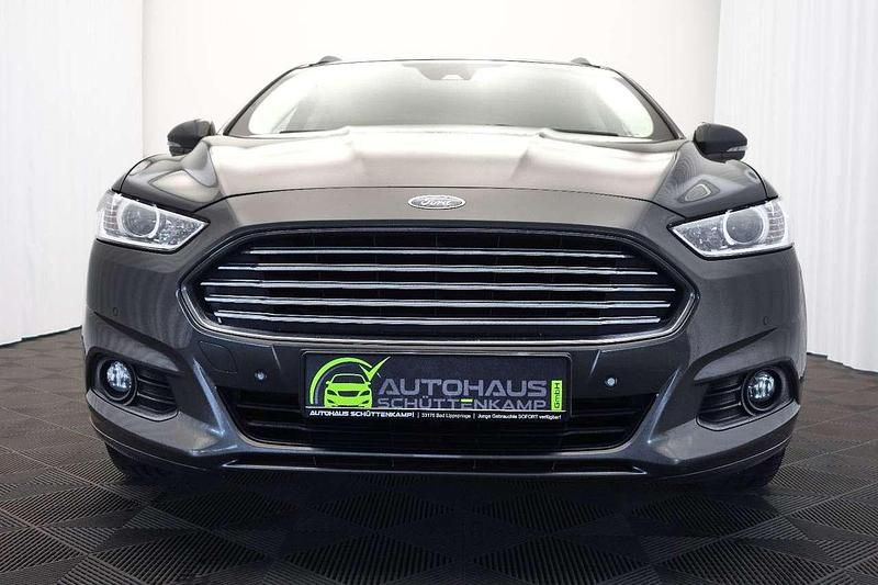 Usado Ford Mondeo 120 CV (88 kW) 2016 Gris Familiar