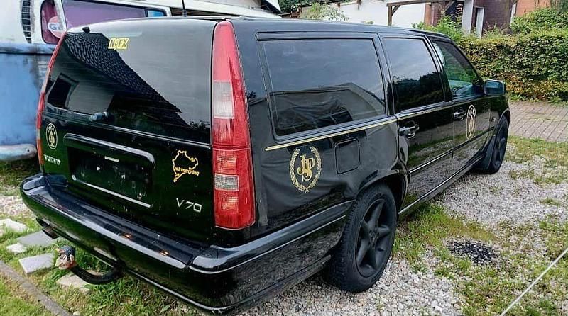 Gebraucht Volvo V70 126 PS (92 kW) 1998 Schwarz Kombi