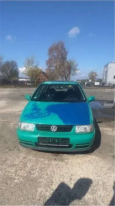 Second-hand VW Polo 60 CP (44 kW) 1999 Verde Hatchback