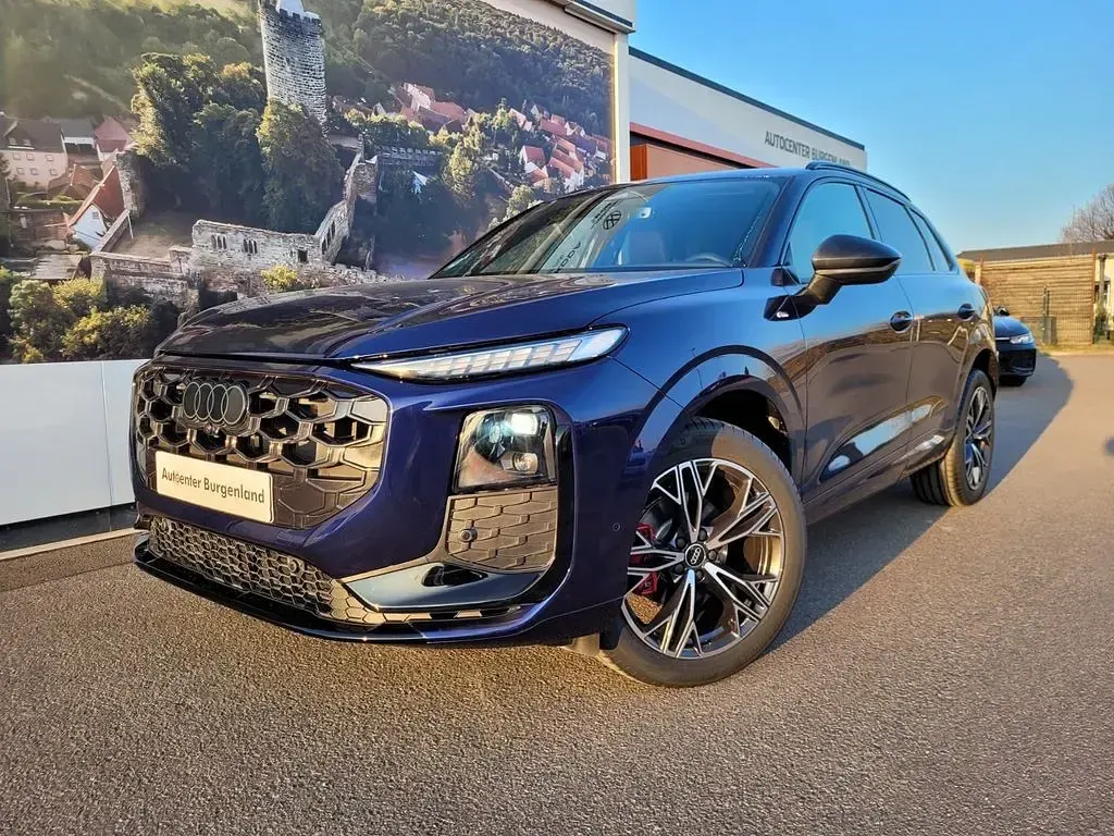 Gebraucht Audi Q3 Sport 150 PS (110 kW) 2026 Blau SUV