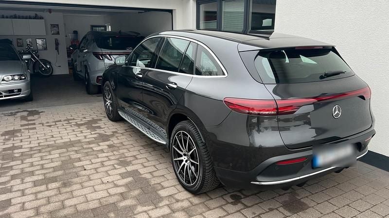 Gebraucht Mercedes EQC400 AMG 300 kW (408 PS) 2021 Grau SUV