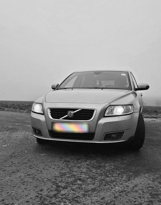 Gebraucht Volvo V50 101 PS (74 kW) 2008 Silber Kombi